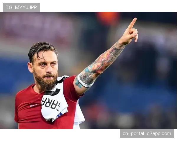 官方：罗马主帅德罗西完成续约，新合同至2028年